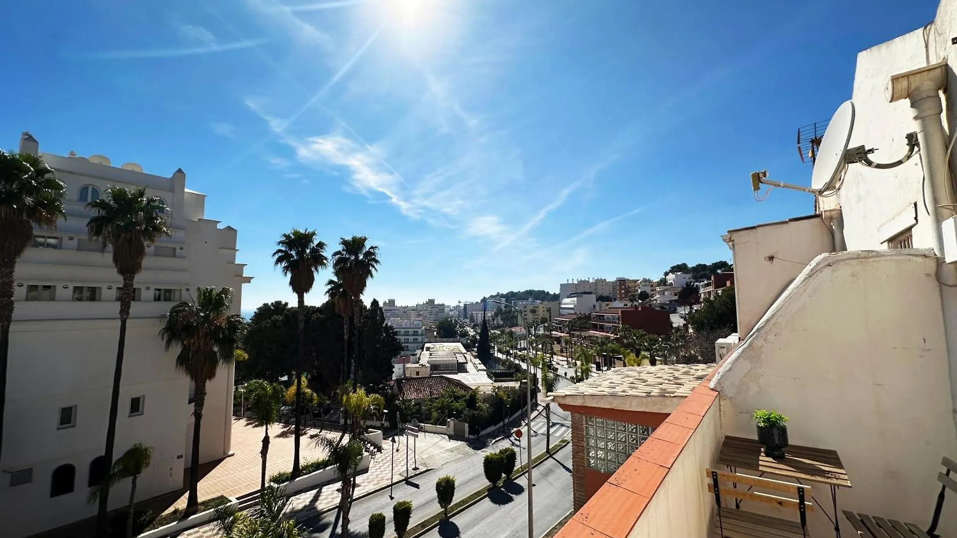 Apartmán Mira - Casa De 3 Dormitorios, Terrazas, Vistas Al Mar, Parking Privado, Playa A 400 Metros, Centro A 500 Metros Torremolinos