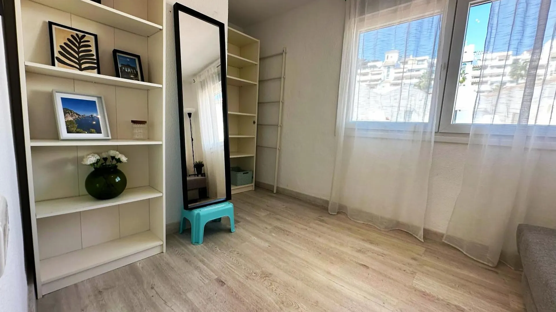 Apartment Mira - Casa De 3 Dormitorios, Terrazas, Vistas Al Mar, Parking Privado, Playa A 400 Metros, Centro A 500 Metros Torremolinos