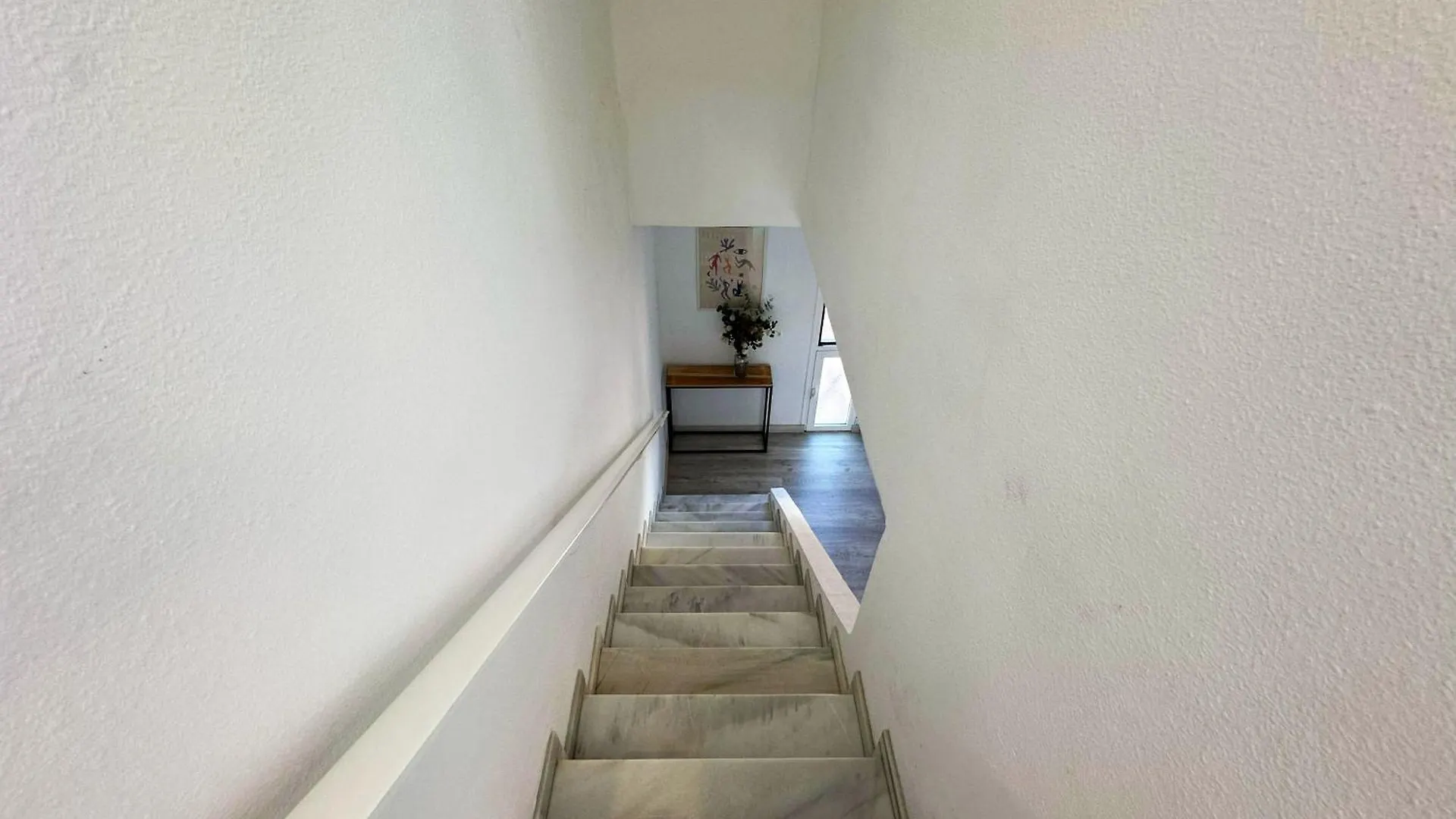 Mira - Casa De 3 Dormitorios, Terrazas, Vistas Al Mar, Parking Privado, Playa A 400 Metros, Centro A 500 Metros Torremolinos 0*,  Spain