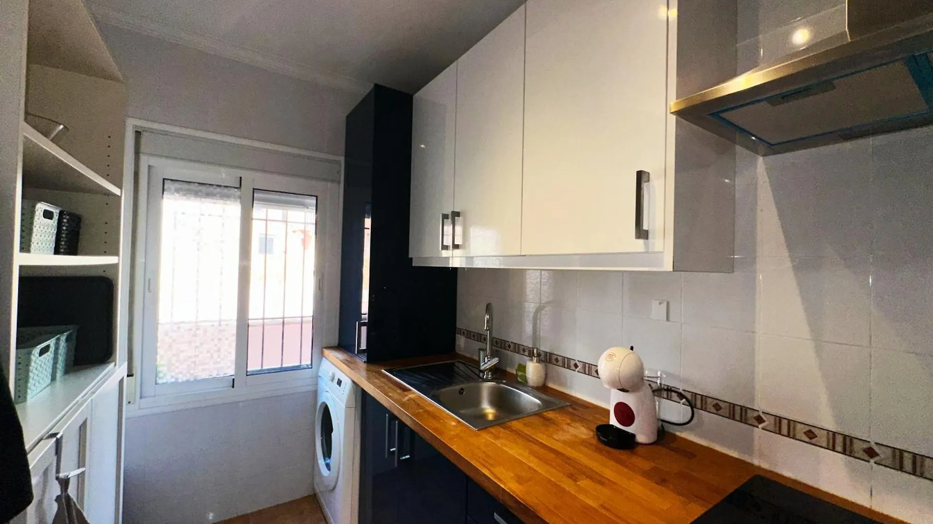 Apartment Mira - Casa De 3 Dormitorios, Terrazas, Vistas Al Mar, Parking Privado, Playa A 400 Metros, Centro A 500 Metros Torremolinos