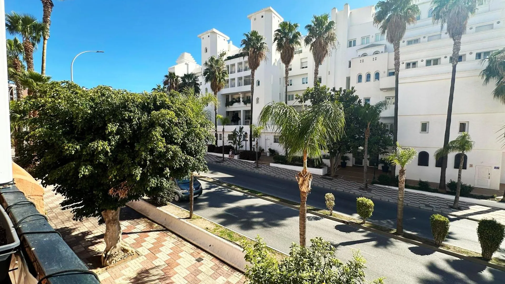 Mira - Casa De 3 Dormitorios, Terrazas, Vistas Al Mar, Parking Privado, Playa A 400 Metros, Centro A 500 Metros Torremolinos Apartment